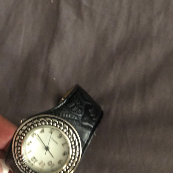 Watches - Picture 2 of 9